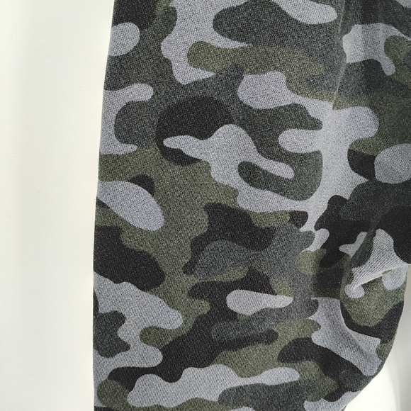 Soulcycle X Sundry Camo Joggers - Picture 5 of 6